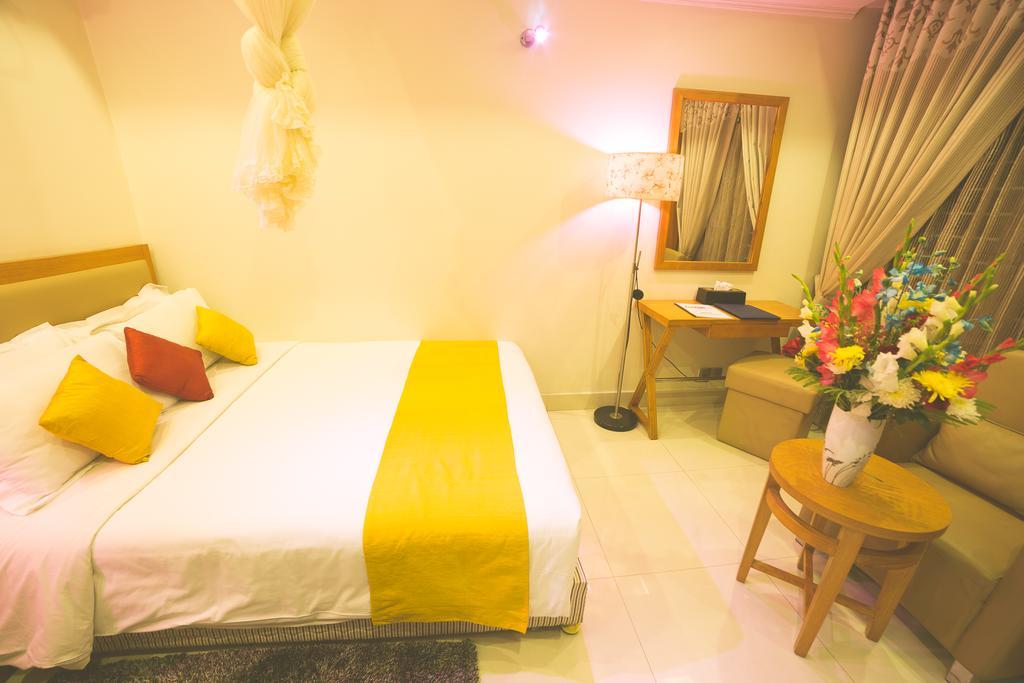 Nascent Gardenia Luxury Suites Dhaka Exterior foto