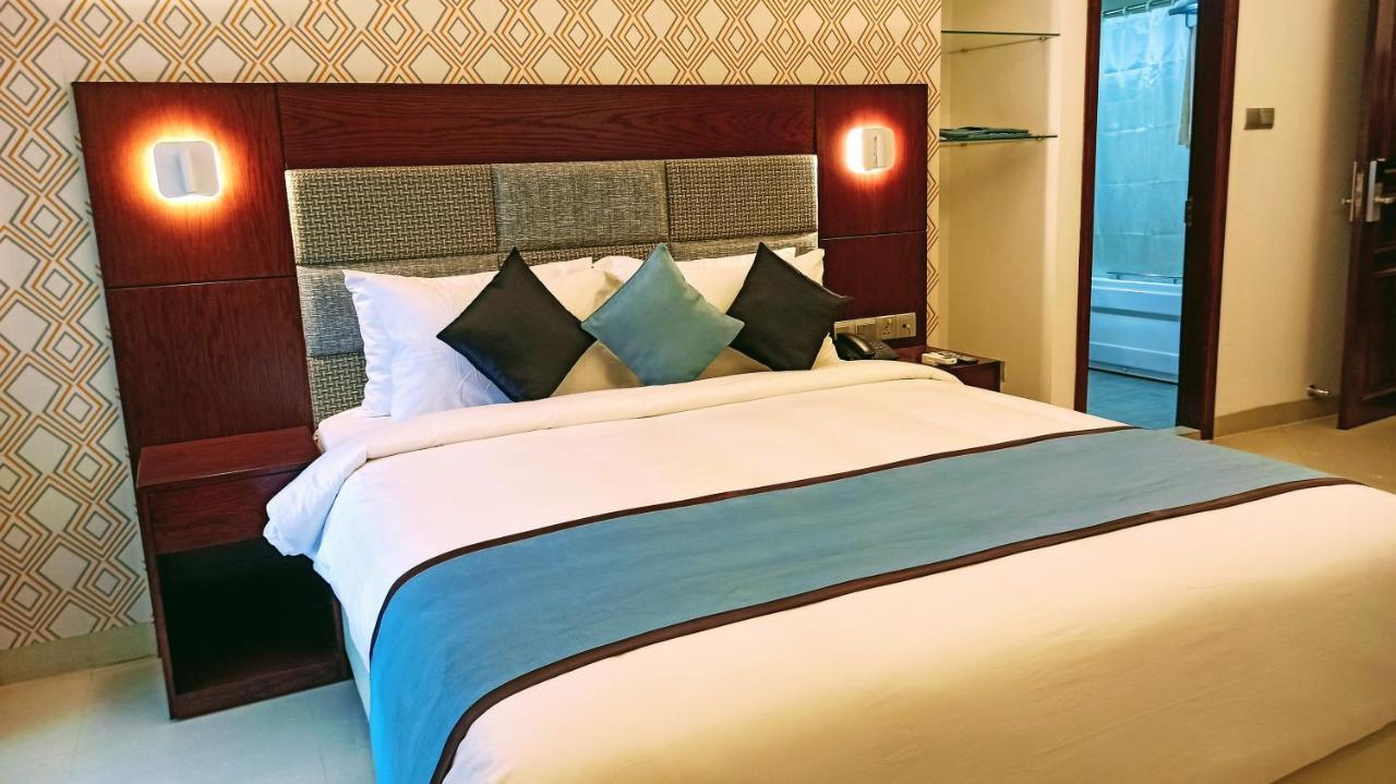 Nascent Gardenia Luxury Suites Dhaka Exterior foto